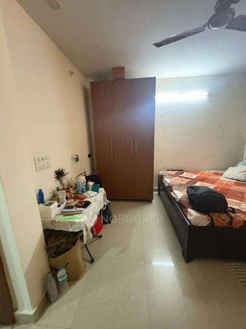 1 BHK Flat In Satya Niketan, Gurgaon for Rent  In Sector 52