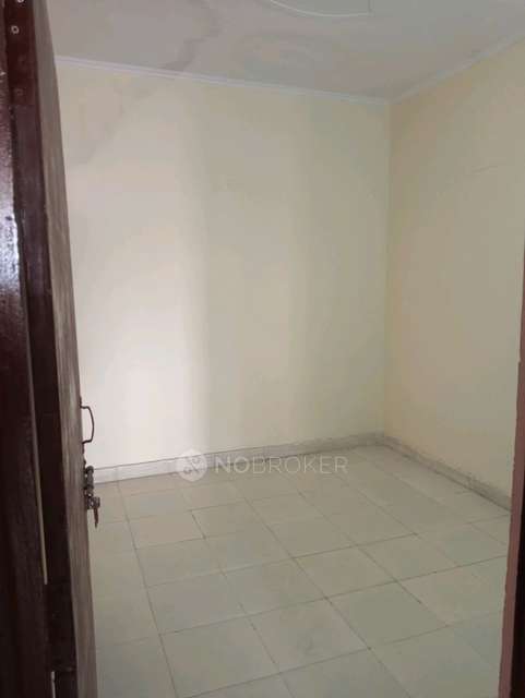 2 BHK Flat In 2nd Flor,stabdipuram,govindpuramghaziabad For Sale  In Govindpuram