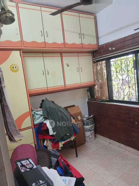 2 BHK Flat In Uttung Chs For Sale  In Goregaon East