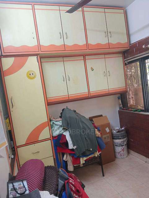 2 BHK Flat In Uttung Chs For Sale  In Goregaon East