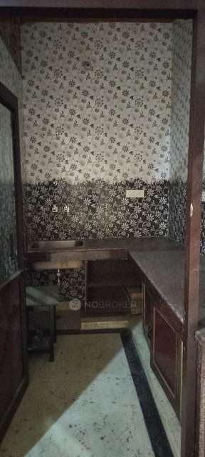 2 BHK Flat for Rent  In Sector 12