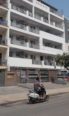 1 RK Flat In Homely Colivig for Rent  In Sector 24