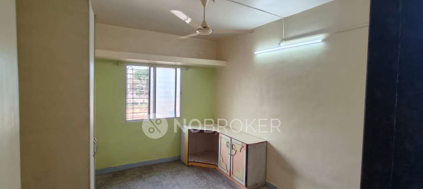 1 BHK Villa In Shivpark Phase 1 Flat  O 202, Pune Solpur Road, Hadapsar for Rent  In Shivpark