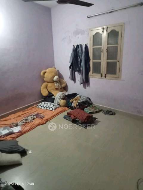 Single Room for Female In 1 BHK  In Palavanthangal