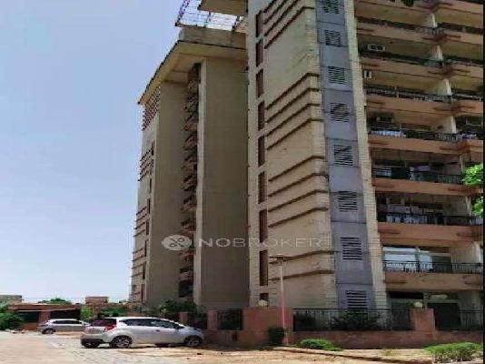 3 BHK Flat In Amrapali Grand For Sale  In Zeta 1
