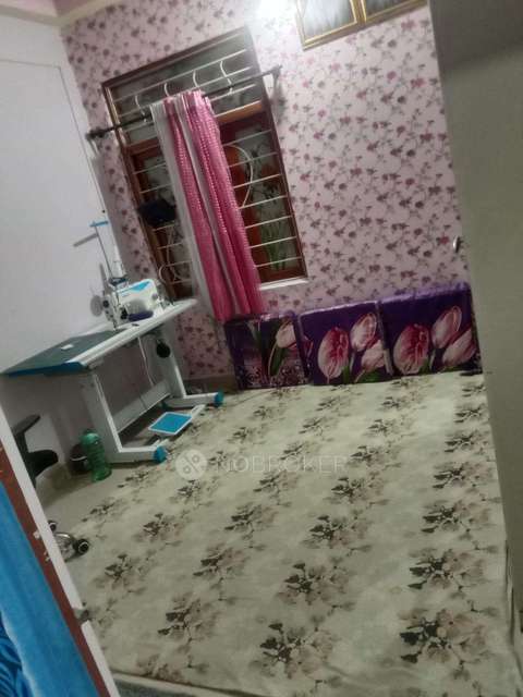 2 BHK Flat In Hussaini Apartment For Sale  In Trimalgherry