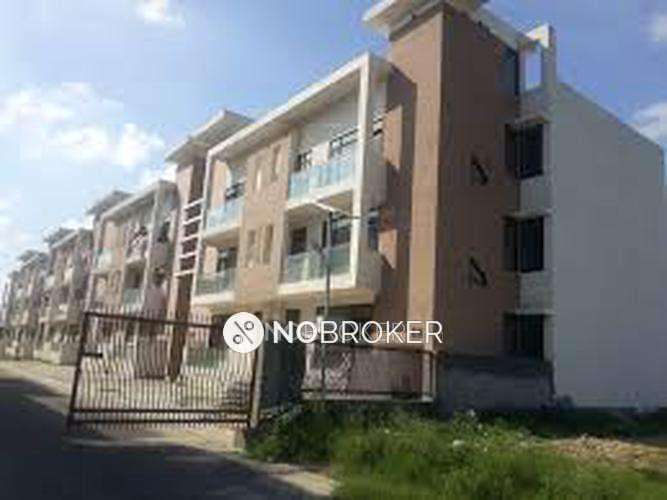 2 BHK Flat In  Royal Residency for Rent  In Girdharpur Sunarasi