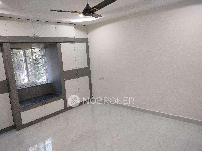 3 BHK Flat In Venkatadri Apartment For Sale  In Kukatpally