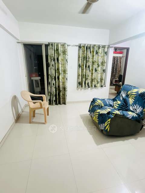 2 BHK Flat In Majestique Manhattan Phase 2 for Rent  In Majestique Manhattan Phase 2