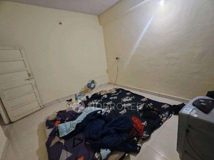 Single Room for Male In 1 BHK  In Praticksha Co Housing Society In 5x7v+p3c, Airoli Rd, Sector 20 B, Gaothem, Sector 20, Airoli, Navi Mumbai, Maharashtra 400708, India