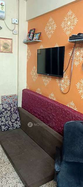 1 RK Flat In Shrinathji Chs For Sale  In Malad East