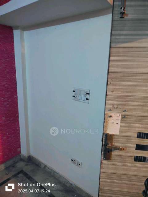 1 BHK Flat In Standalone Building  For Sale  In New Ashok Nagar