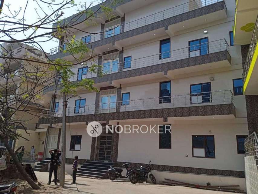 PG for Girls in Sector 63 