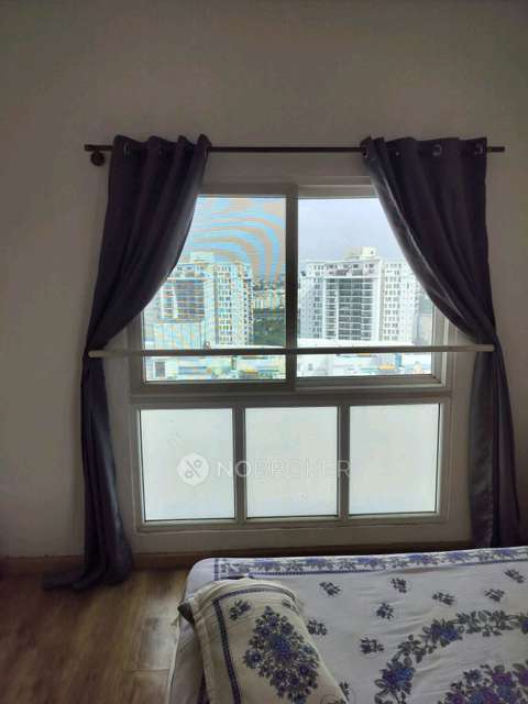 Single Room for Female In 2 BHK  In Prestige Shantiniketan In Whitefield