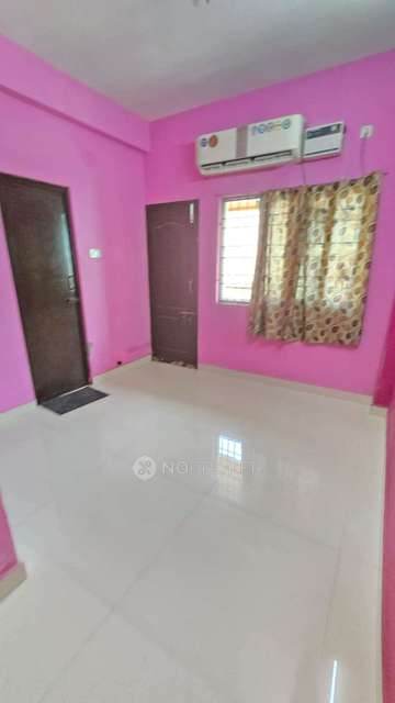 2 BHK Flat In Flat for Rent  In  Pozhichalur