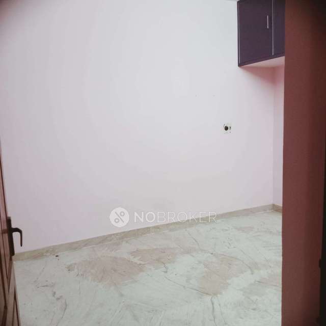 PG for Boys in Thousand Lights