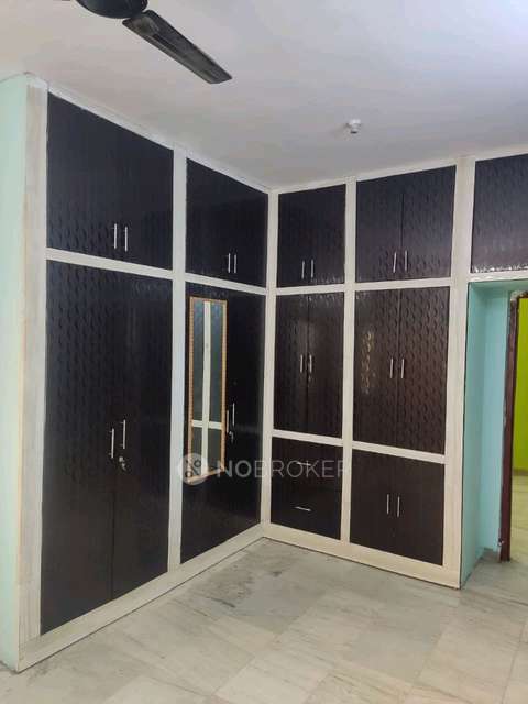 2 BHK Flat In Zonah Star Apartment For Sale  In Malakpet