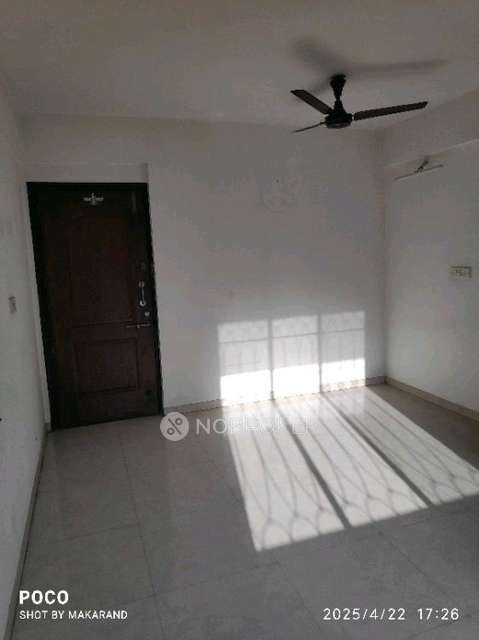 2 BHK Flat In Lodha Paradise For Sale  In Majiwada, Thane