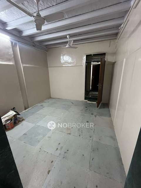 Godown/Warehouse in Mathuradas Mill Compound, Mumbai for Rent 
