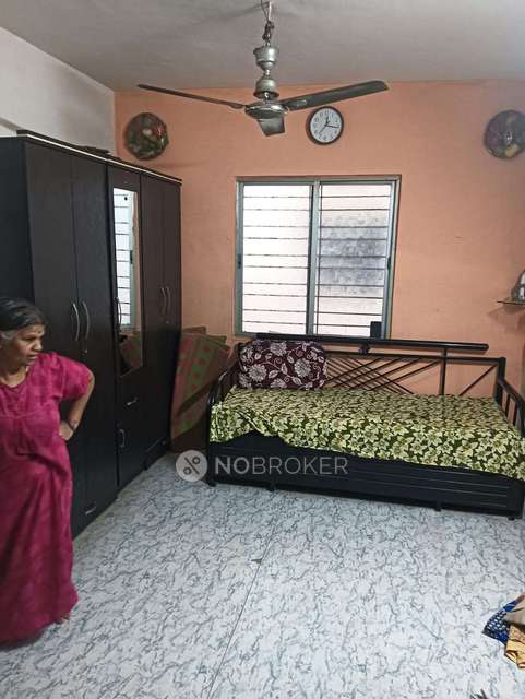 1 RK Flat In Triveninagar  for Rent  In Triveni Nagar