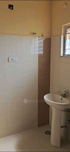 3 BHK Flat In Gayatri Vr Residency, Lothkunta For Sale  In Gayatri Vr Residency Lothkunta