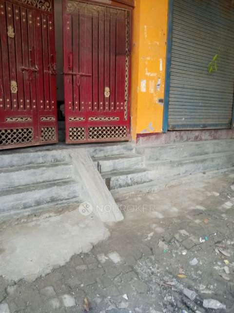 Shop in Devla , Noida for Rent 