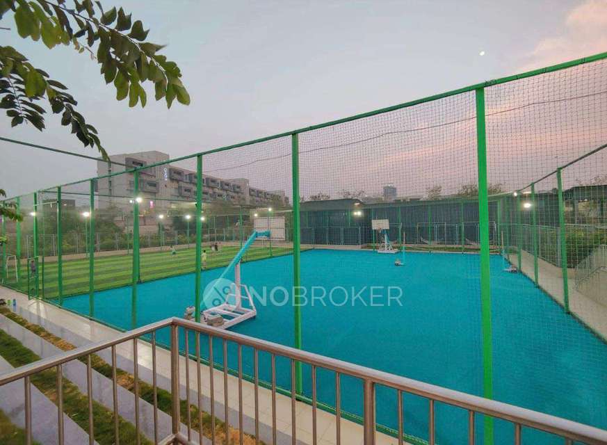 Single Room for Female In 2 BHK  In Sd In Kharadi