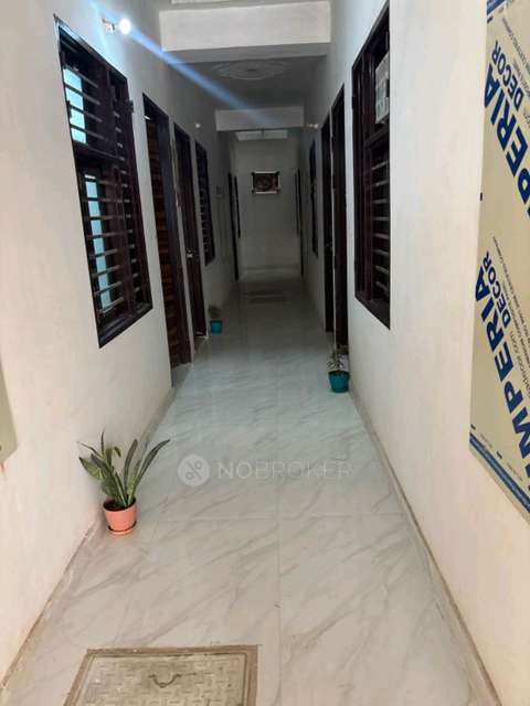 PG for Anyone in Sector 72a