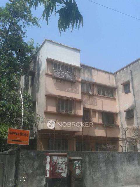 2 BHK Flat In Velankar Building for Rent  In Parvati Paytha