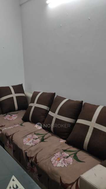 2 BHK Flat In Breeze Global Heights for Rent  In Sector 33