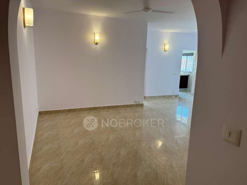 2 BHK Flat In Mantri Gardens Apartment for Rent  In , Jayanagar