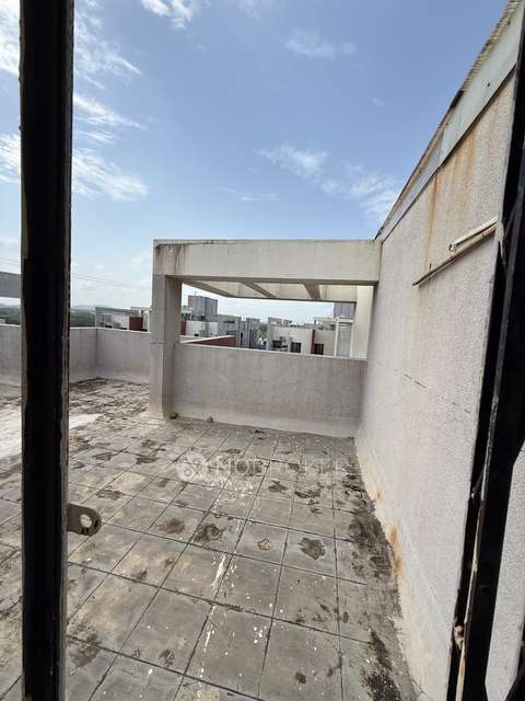 2 BHK Flat In Alcon Renaissant for Rent  In Kharadi