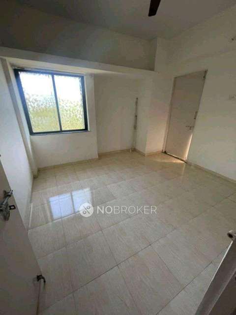 2 BHK Flat In Maitri Park For Sale  In Lohegaon