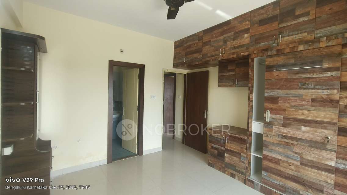 2 BHK Flat In Slv Essenza For Sale  In Nehru Nagar, Bengaluru