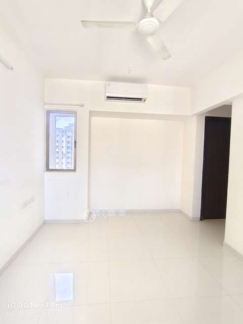 2 BHK Flat In Lodha Splendora For Sale  In Thane West