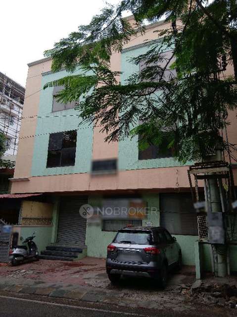 Showroom in Sg Mansion #436 1st Block Chord Road, 20th Main Rd, 1st Block, Rajajinagar, Bengaluru, Karnataka 560010, India, Bangalore for Rent 