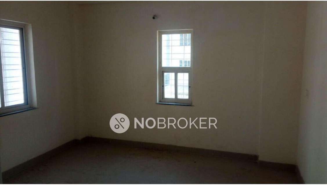 2 BHK Flat In Riverdale Co-op Housing Society, Riverdale Co-op Housing Society For Sale  In Pimpri Colony