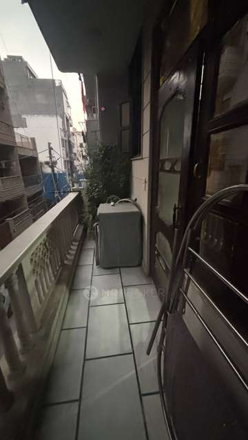 2 BHK Flat For Sale  In Pitampura