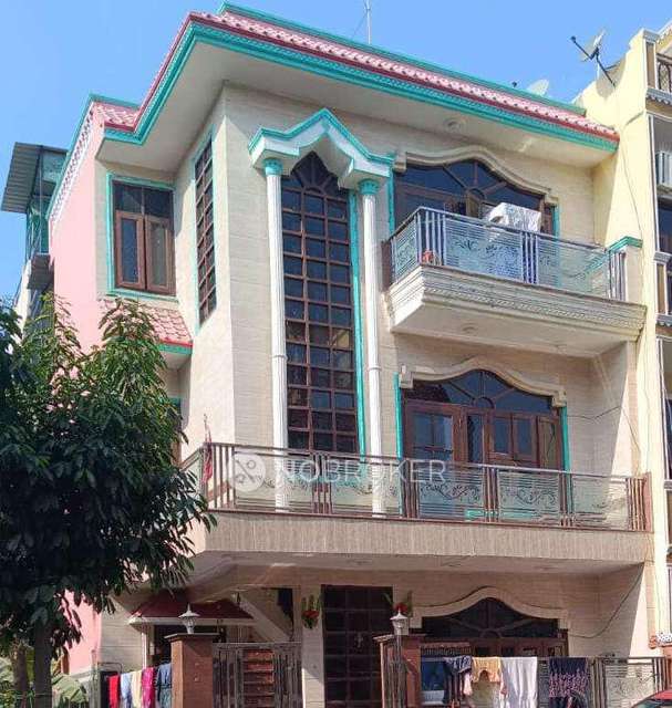 2 BHK Flat In Standalone Building  For Sale  In  Beta Ii