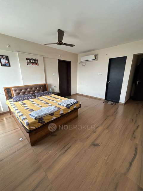 Single Room for Male In 3 BHK  In Prestige Gold In Keshav Nagar, Mundhwa