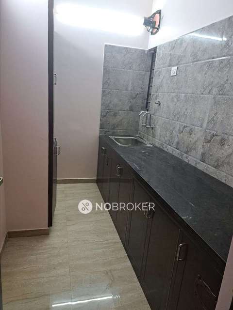 2 BHK House for Rent  In  Maduravoyal