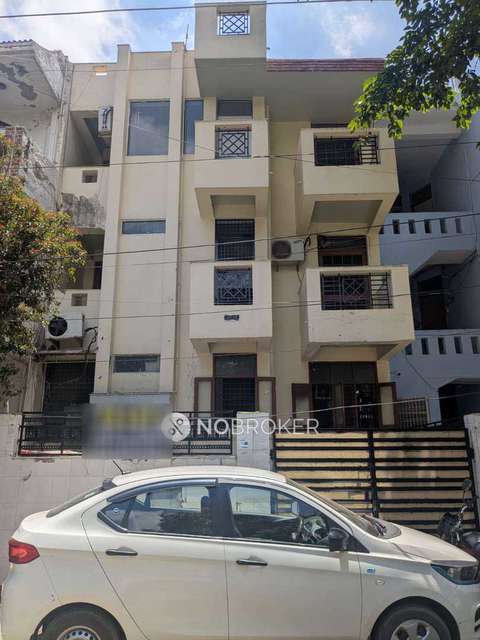 PG for Girls in Sector 21e