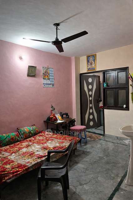 1 BHK Flat For Sale  In Dashrath Puri