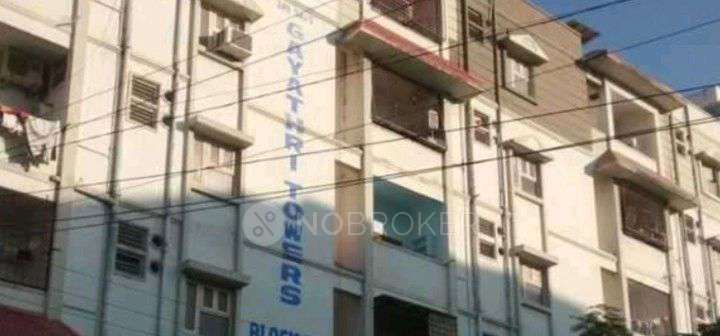 2 BHK Flat In Gayatri Towers,  For Sale  In Gayatri Towers