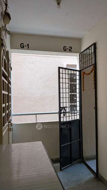 2 BHK Flat In Temple Tower For Sale  In 126, Vysya Bank Colony