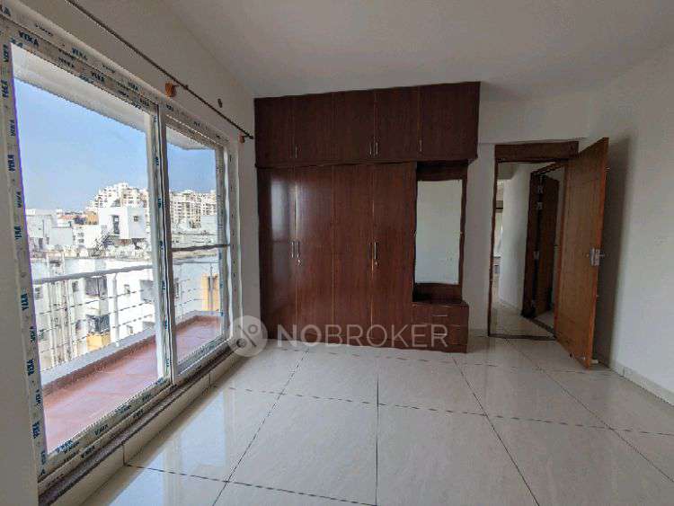 Single Room for Female In 2 BHK  In The Coach Villaments In Neeladri Nagar, Electronics City Phase 1, Electronic City