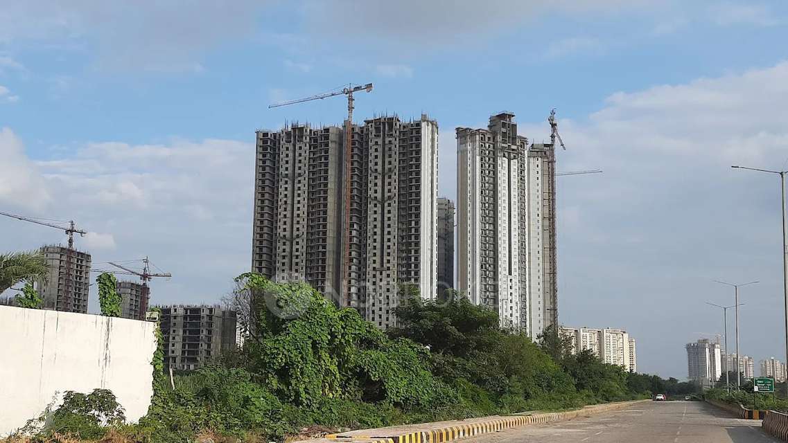 4 BHK Flat In Ats Picturesque Reprieves , Sector 152 For Sale  In Sector 152
