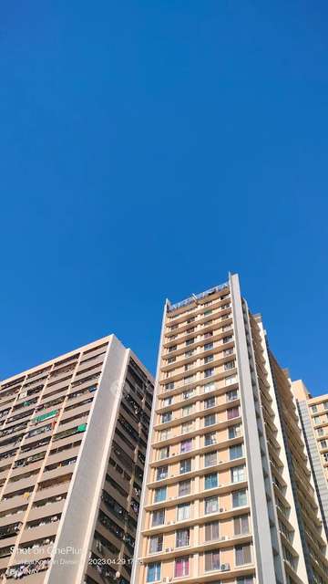 Single Room for Female In 3 BHK  In Spenta Alta Vista In Chembur