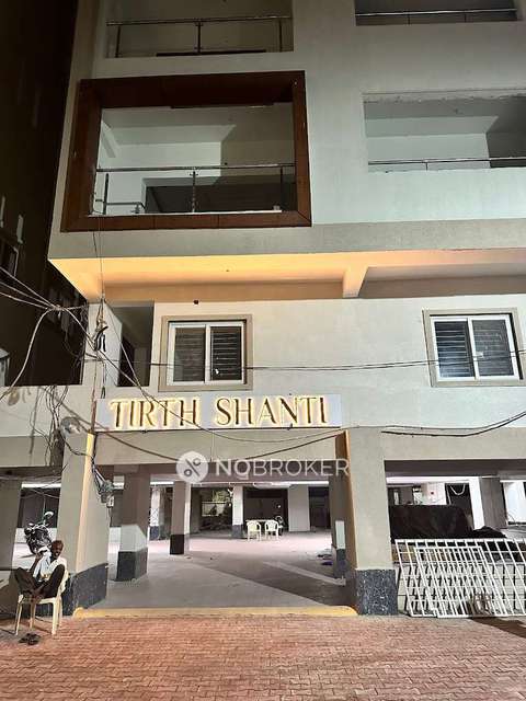 4 BHK Flat In Phir Shanthi For Sale  In Begumpet