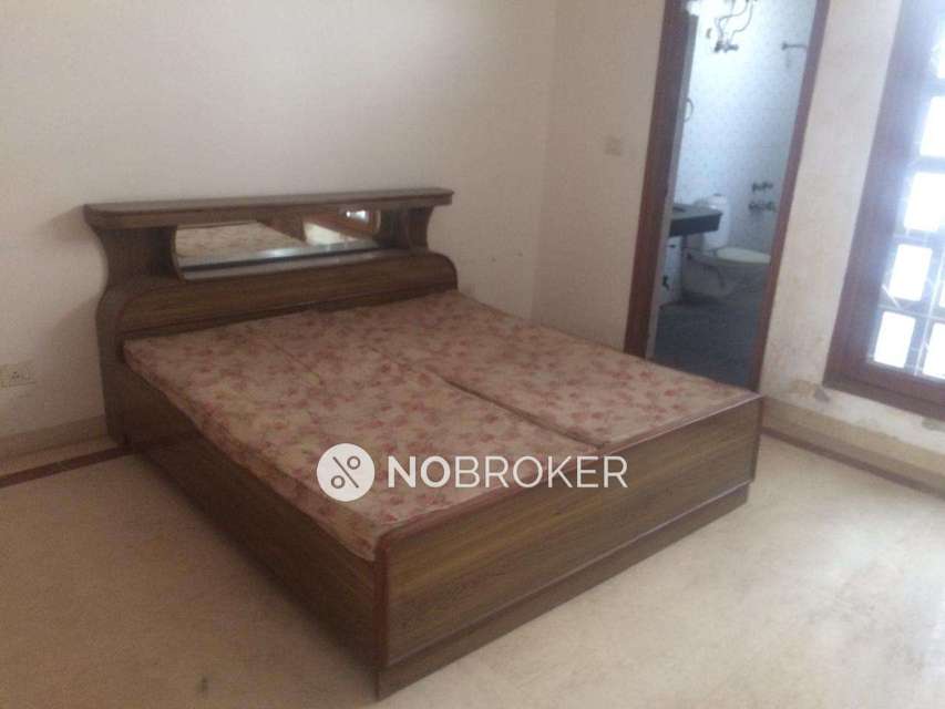 3 BHK Flat In Stand for Rent  In Sector 35